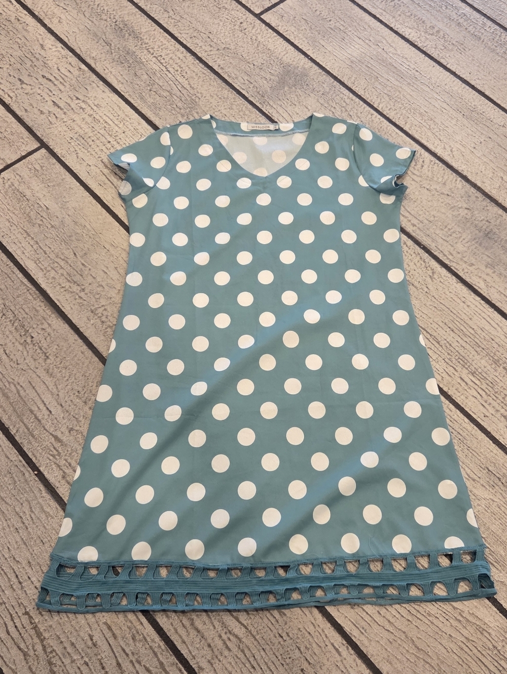 MISSLOOK Aqua and White Polka Dot V-Neck Top Size XL